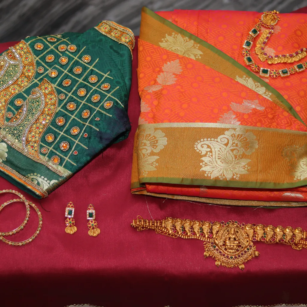 Saree Folding